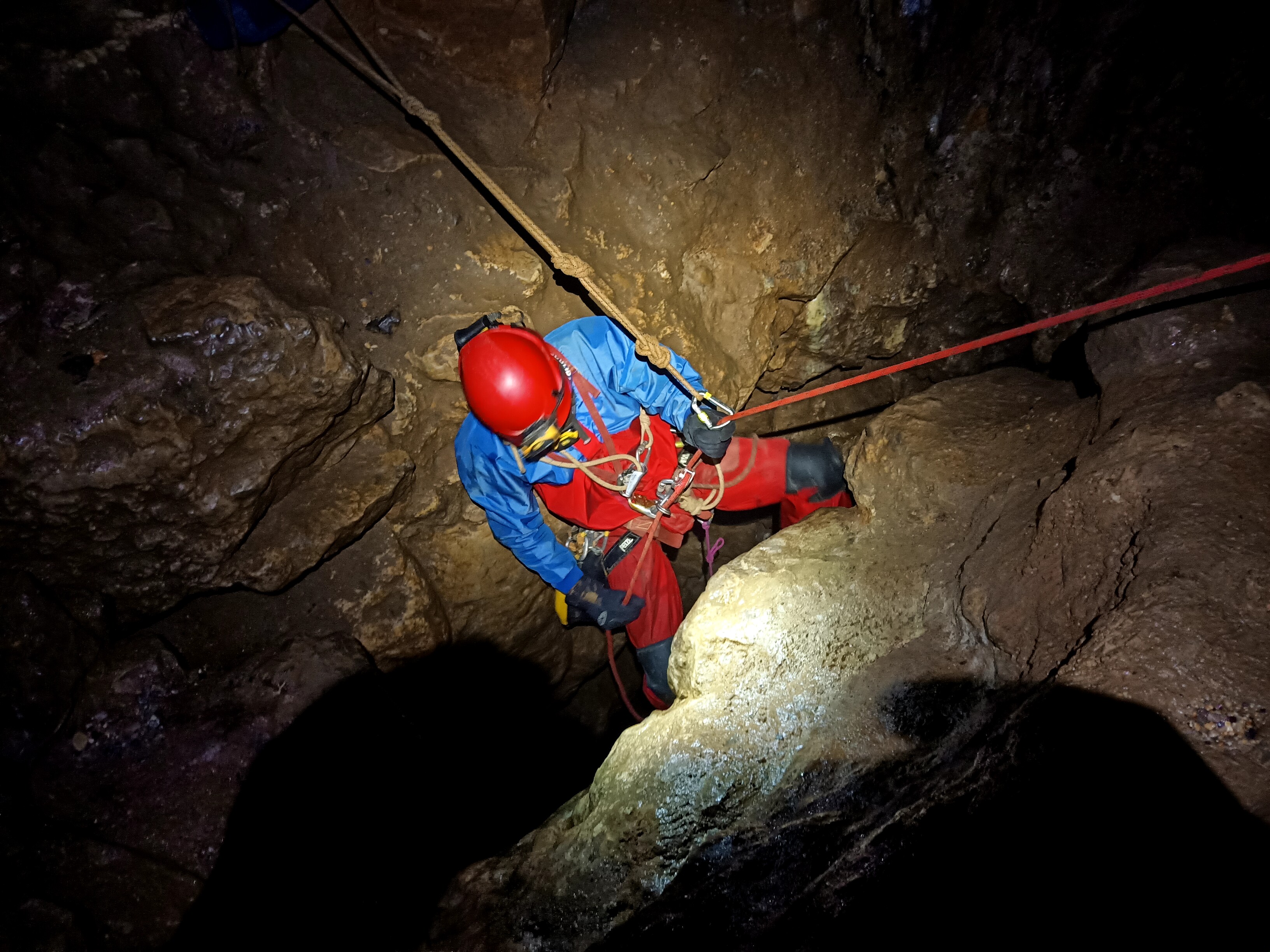 Peak District Caving - Gritstone Adventure Activities